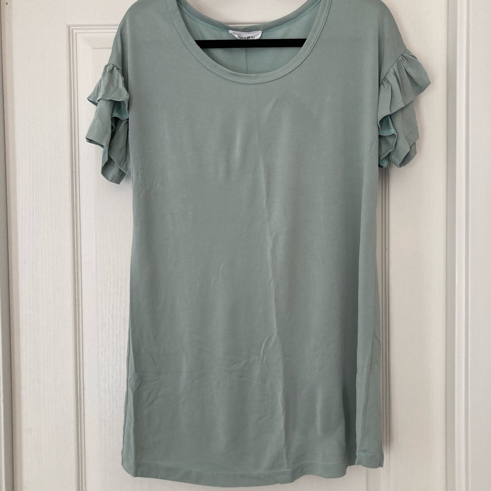 Olive and Oak T-shirt Dress with Flutter Sleeves - Size S - Mint
